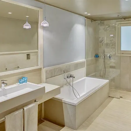 Szálloda Village - Il Borgo 4*