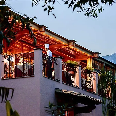 Отель Village - Il Borgo Санта-Маргерита-ди-Пула