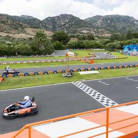 Отель Village - Il Borgo 4*