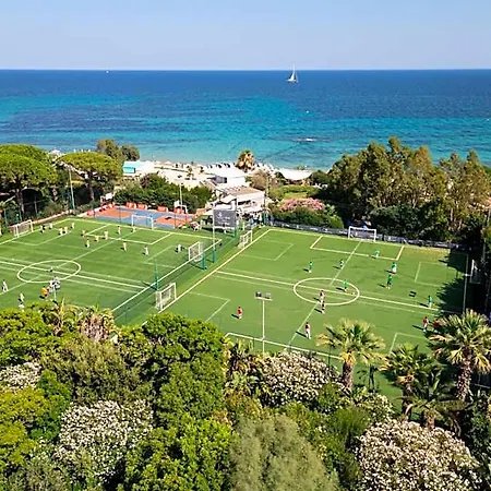 Otel Village - Il Borgo 4*