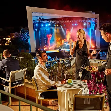 Hotell Village - Il Borgo 4*