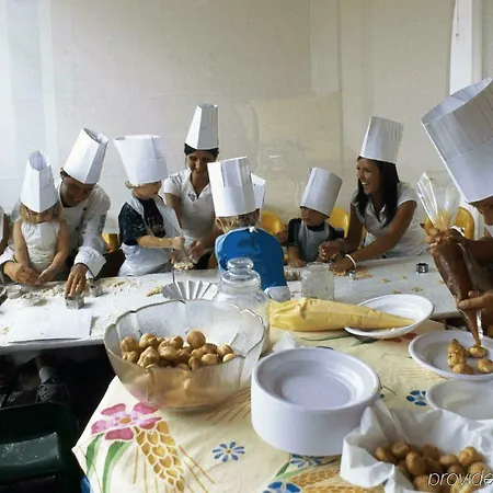 Village - Il Borgo Отель Санта-Маргерита-ди-Пула