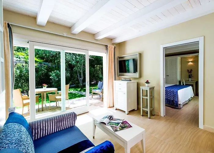 Szálloda Village - Il Borgo 4*