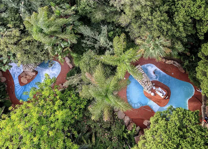 Village - Il Borgo ホテル サンタ・マルゲリータ・ディ・プーラ