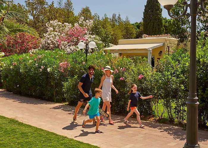 Village - Il Borgo ホテル サンタ・マルゲリータ・ディ・プーラ